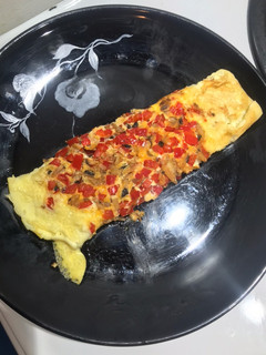 Una foto de Claras de huevo con vegetales (desayuno rápido y delicioso)