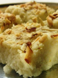 A picture of Kalakand / Milk burfi.