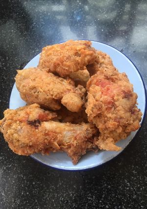 Hình của món Cánh gà tẩm bột chiên giòn.