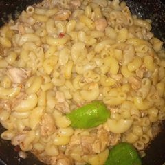 A picture of Chicken macaroni.
