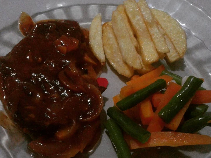 Cara Mudah Membuat Resep Steak sapi saus bbq yang Uenak Anti Ribet, Bikin Ngiler