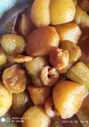 চিংড়ি আলু পটলের ডালনা (chingri aloo potoler dalna recipe in Bengali) রেসিপির প্রধান ছবি