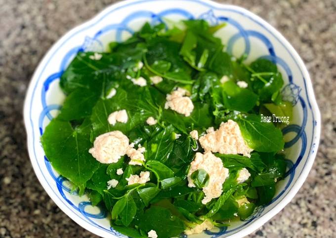 Cách Làm Món Canh Rau Ngót Nấu Riêu Tôm của Rose Truong - Cookpad