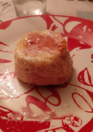 Una foto de Volcanes de pavo, queso y huevo