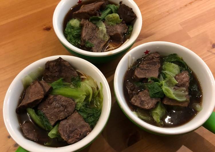 牛腱牛肉麵