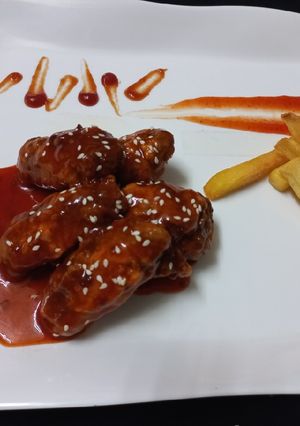 A picture of Buffalo Hot Chicken 🐔 wings.
