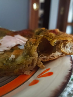 Foto di Pizza semi integrale in teglia (impasto a mano)