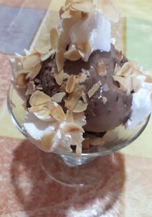 Une photo de Glace au chocolat