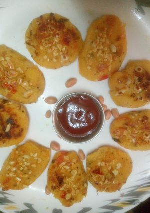 सूजी उपमा, मूंगफली कटलेट (sooji upma moongfali cutlet recipe in Hindi) रेसिपी मुख्य फोटो