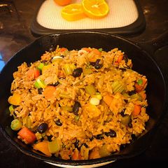 A picture of One Pot Vegetarian Jambalaya Rice.