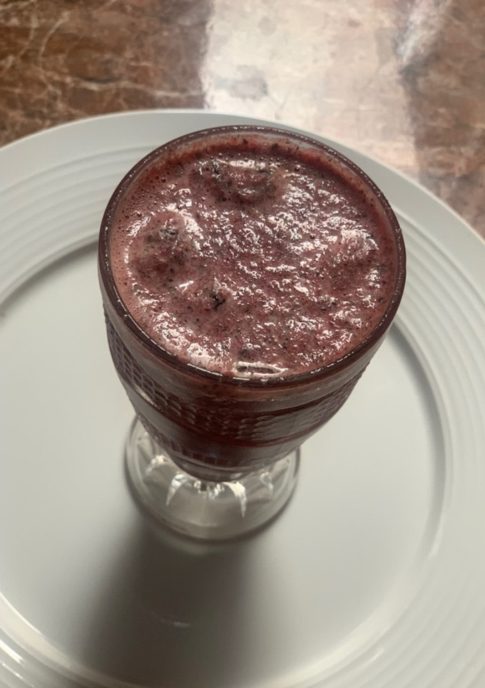 A picture of Celery beetroot smoothie.