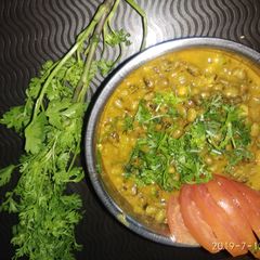 A picture of Green Moonga gravy dhabha style.