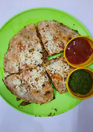 ચપાટી સેન્ડવીચ (Chapati Sandwich Recipe In Gujarati) રેસીપી મુખ્ય ફોટો