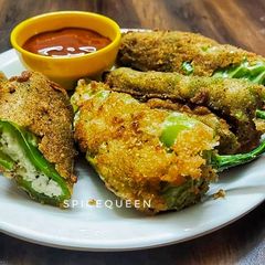A picture of Cheese Chilli Poppers.