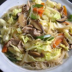 Sir-fried Rice Vermicelli A picture of Sir-fried Rice Vermicelli.