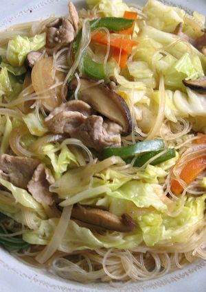 A picture of Sir-fried Rice Vermicelli.