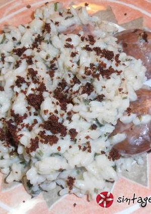 Φωτογραφία της συνταγής Risotto με αχιβάδες και “αλάτι κύμινου και prosciutto"