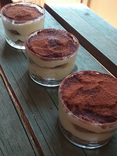 Foto di Tiramisù classico in eleganti monoporzioni