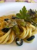 Linguine con Tonno, Asparagi, Olive Nere e Salsa di Soia