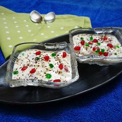A picture of Creamy fruit shrikhand.