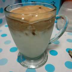 Dalgona Coffee রেসিপির প্রধান ছবি