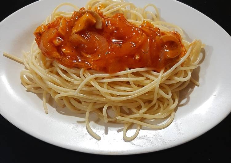 Resep Spaghetti Saus Ayam Jamur yang Lezat Sekali