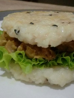 Foto resep Chicken Yakiniku Rice Burger