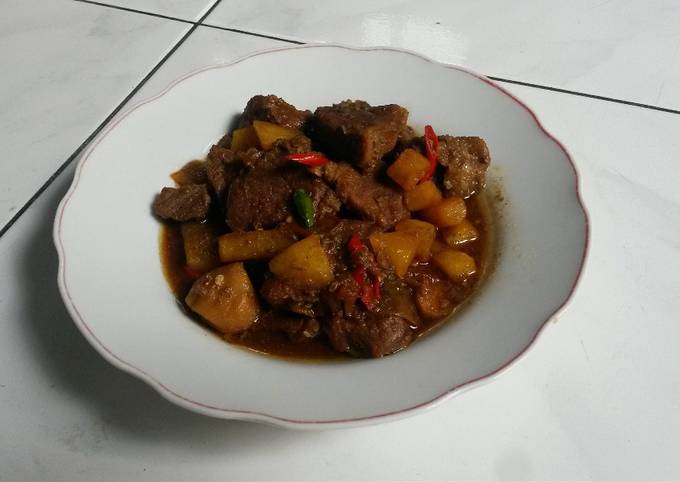 Semur Daging Sapi