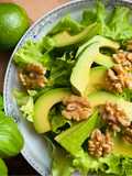 🌱 Salad Bơ Sáp & Hạt Óc Chó