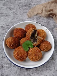 Foto resep Bola pisang crispy isi coklat