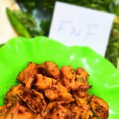 A picture of Crispy crunchy Pakoray.