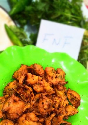 A picture of Crispy crunchy Pakoray.