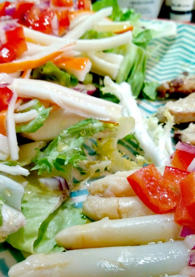Una foto de Ensalada completa para plato único