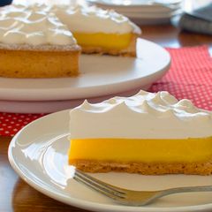 A picture of Lemon Curd Tart.