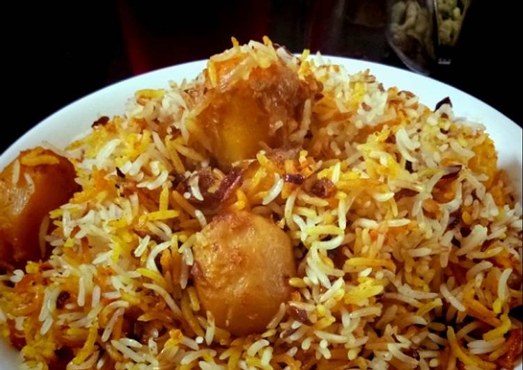 How to Make Any-night-of-the-week Aloo Dum Biriyani