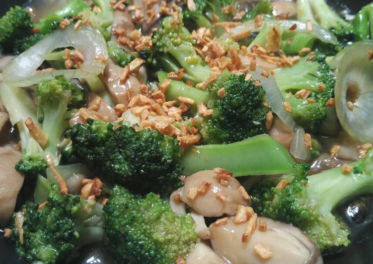 Resep Brokoli Saos Tiram yang Lezat Sekali