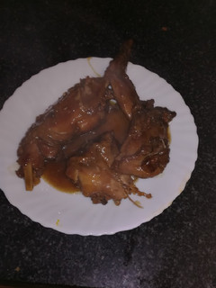 Una foto de Conejo a la coca cola y salsa Tariyaky en la olla GM g