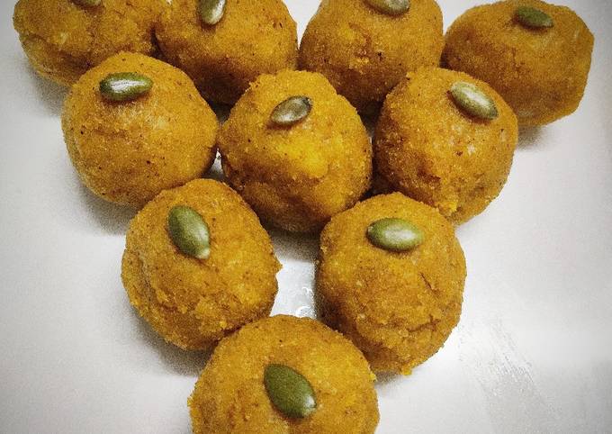 Semolina Ladoos