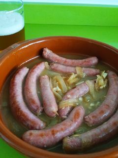 Una foto de Salchichas a la Cerveza 🍻