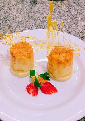 Una foto de Arroz con leche y caramelo, cocido a baño María sobre masa quebrada