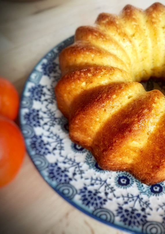 Una foto de Bizcocho de kéfir y mandarina