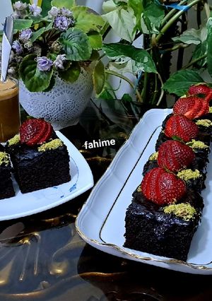عکسی از دستور کیک خیس شکلاتی