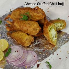 A picture of Cheese chilli bujji.