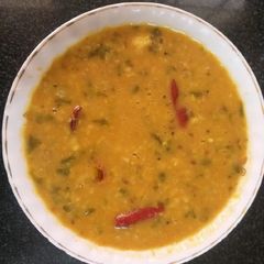 A picture of Dal methi.