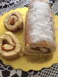 Brazo de gitano relleno de mermelada de durazno