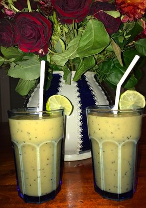 Una foto de Smoothie especial de Carla y Maite