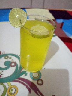 A picture of Fresh Lemonade.