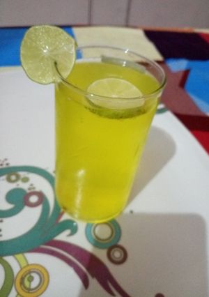 A picture of Fresh Lemonade.
