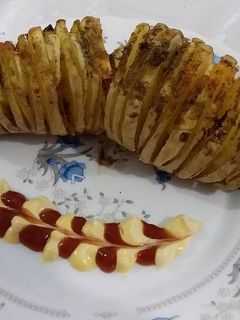 عکسی از دستور سیب زمینی کبابی