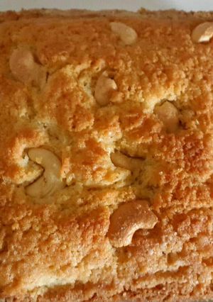 A picture of Eggless Vanilla Sponge Cake.